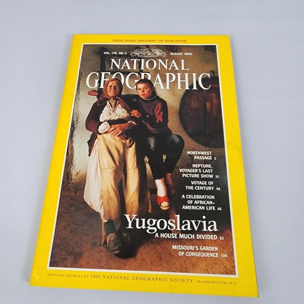 National Geographic‎ Magazine August 1990 No Insert